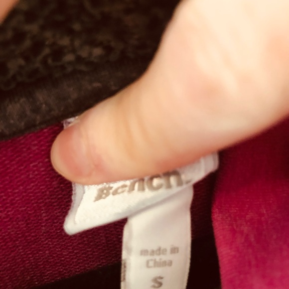 Bench cowl neck hoodie - Picture 4 of 4